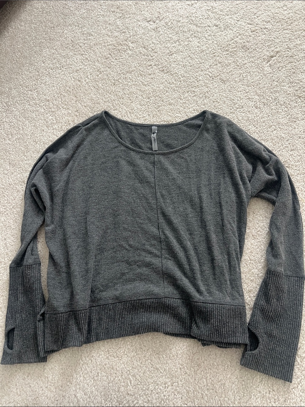 Gottex Charcoal Gray Long-Sleeve Lightweight Sweatshirt
